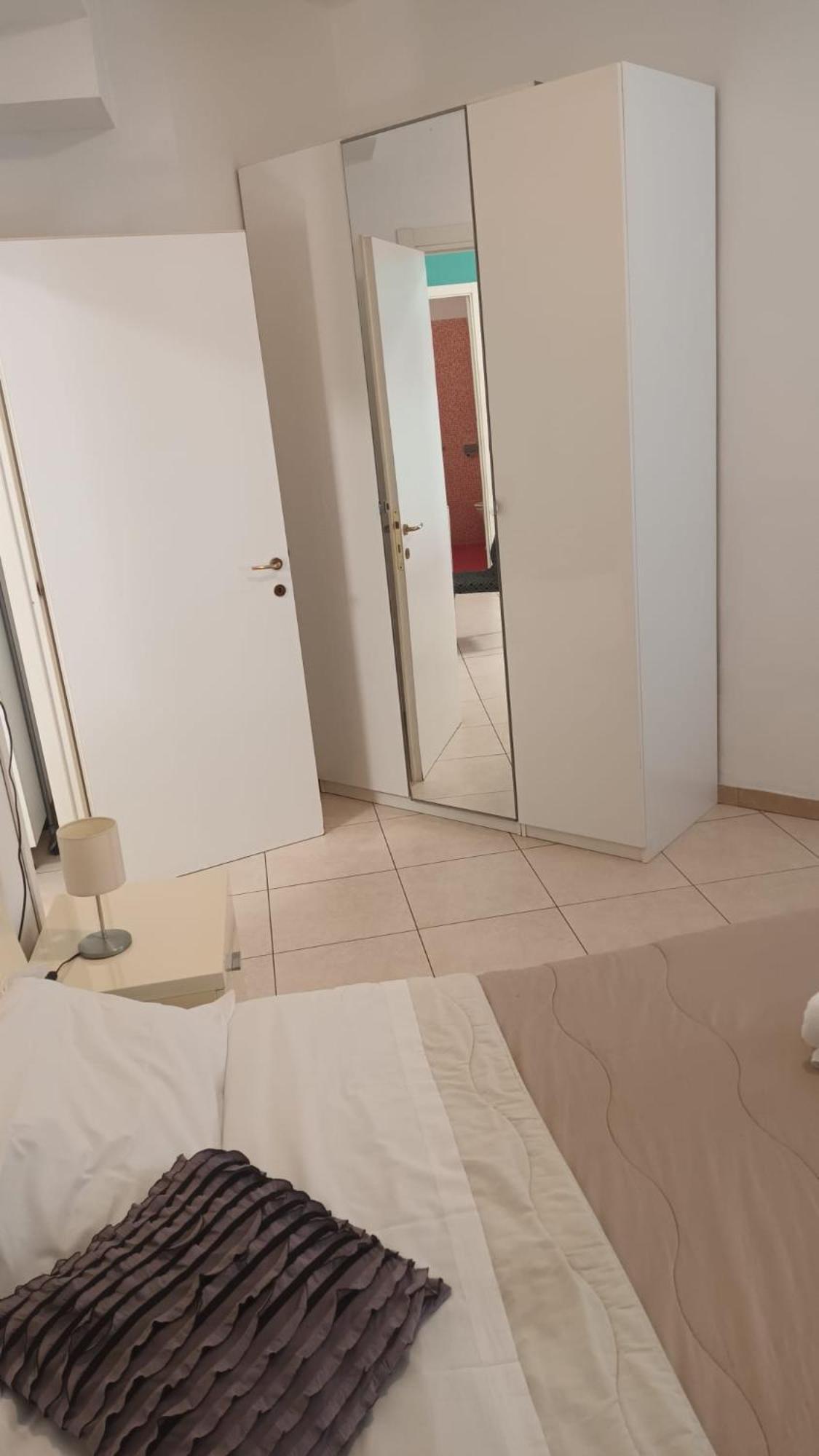 Olimpo Apartments St John In Lateran Rome Exterior photo