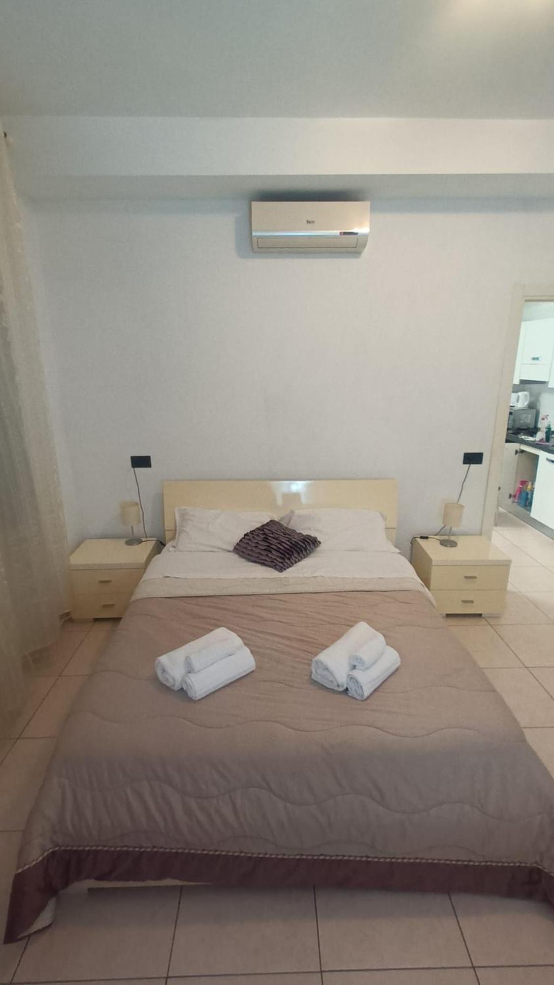 Olimpo Apartments St John In Lateran Rome Exterior photo