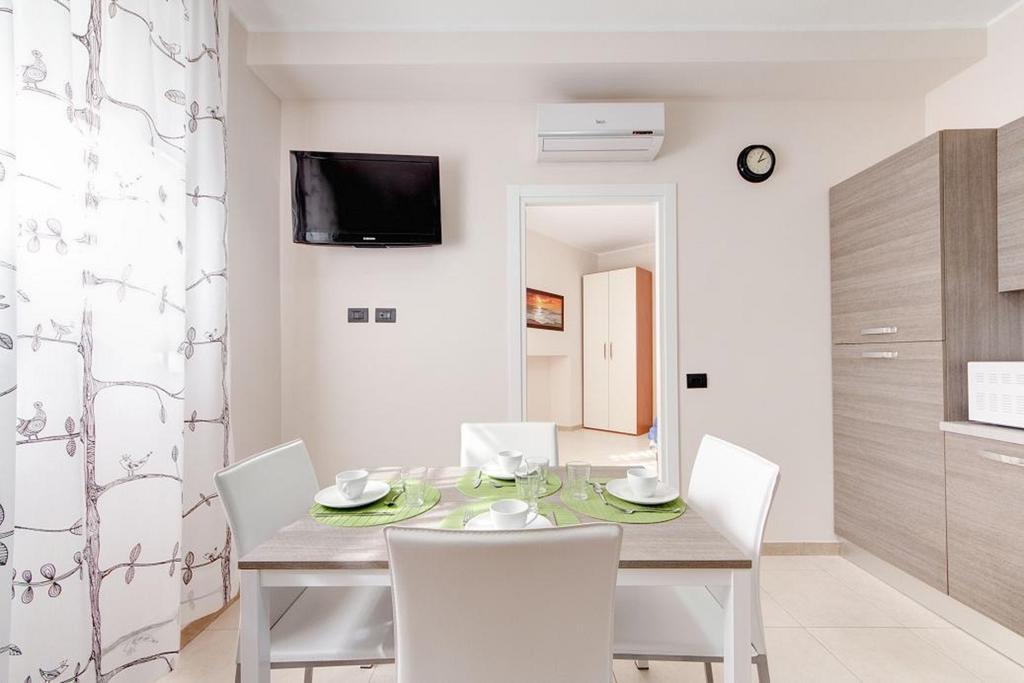 Olimpo Apartments St John In Lateran Rome Exterior photo
